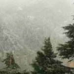 पहाड़ों पर बर्फबारी, गंगोत्री से गोमुख तक बिछी सफेद चादर
